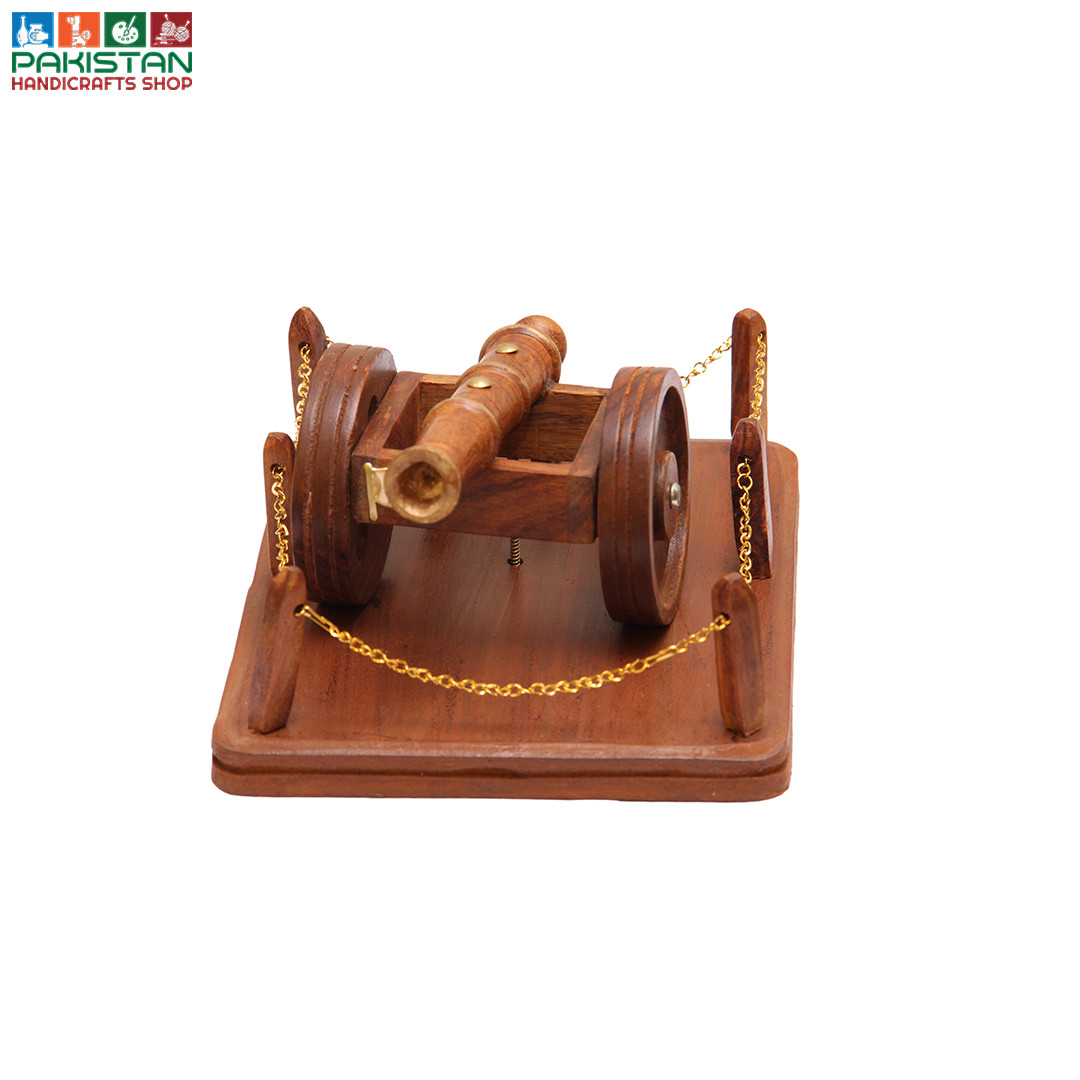 Wooden Cannon tope